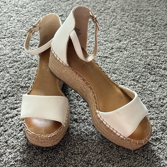 Sandals size 7 - Picture 1 of 7